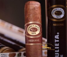 Giá của Romeo Y Julieta Titan tubos 21