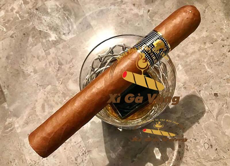 gioi-thieu-cohiba-behike-56-hop-su-25-dieu sản xuất từ những lá xì gà ngon nhất