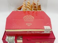 Hộp quà tặng cigar H.Upmann dát vàng