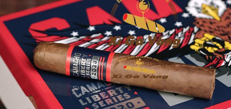 Camacho Liberty 2020 kết hợp hoàn hảo giữa hương vị gỗ tuyết tùng, quả óc chó, hương quế, vay tiêu,...