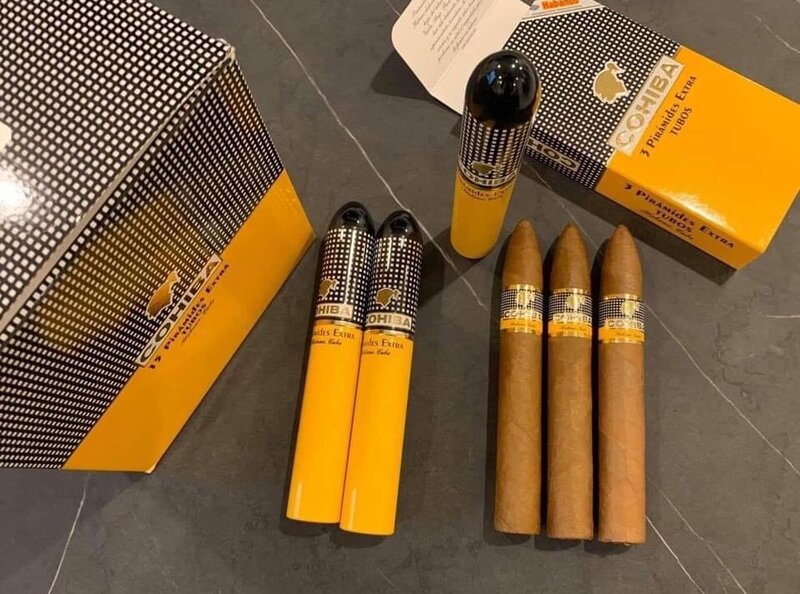 Cigar Cohiba Piramides có vẻ ngoài sang trọng