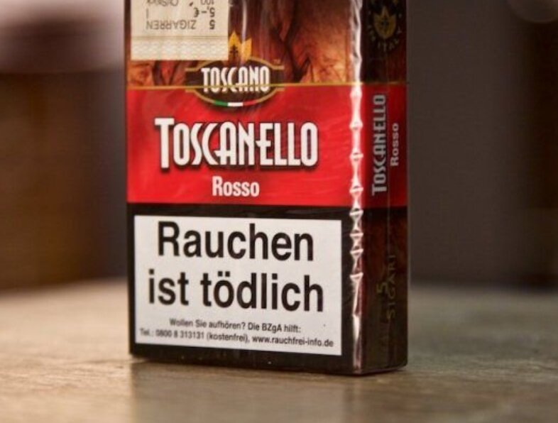 Điếu xì gà mini Toscanello Rosso đầy cuốn hút