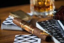 điếu Oliva Serie V Melanio Robusto