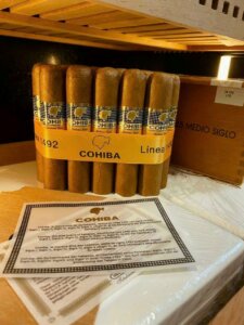 xì gà Cohiba Medio Siglo 25 điếu