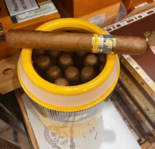 Sản phẩm Xì gà Cohiba Siglo 6 hộp sứ 25 điếu