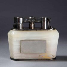 Dunhill Trilogy Onyx có thiết kế cổ điển