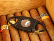Phụ kiện dao cắt cigar chữ V đẹp mắt