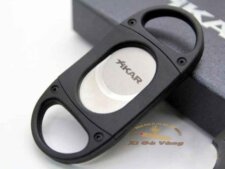 Dao cắt xì gà chữ V của Xikar thiết kế đơn giản