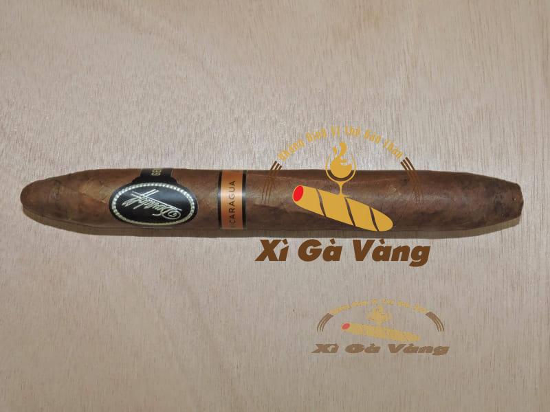 Davidoff-Millennium-Piramides-hop-3-dieu-4 Thông số cơ bản của sản phẩm Davidoff Nicaragua Diadema – hộp 3