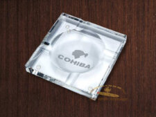 Gạt tàn pha lê Cohiba Sl600 được ưa chuộng trên thị trường