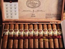 Đánh giá hình thức của Padron serie 1926 No.35