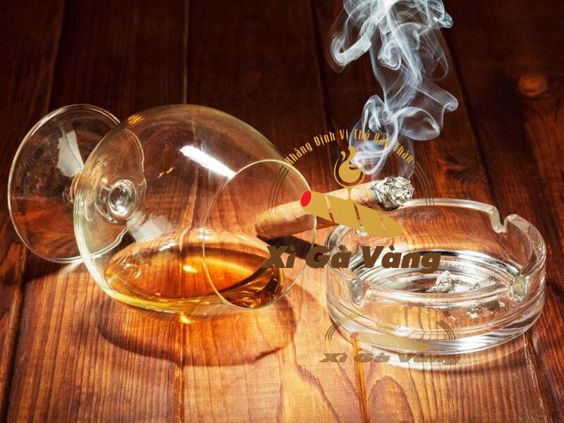 danh-gia-huong-vi-xi-ga-august-56 Đánh giá hương vị của Xì Gà August 56