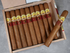 Đánh giá hình thức của xì gà Bolivar Libertador LCDH hộp 10 điếu