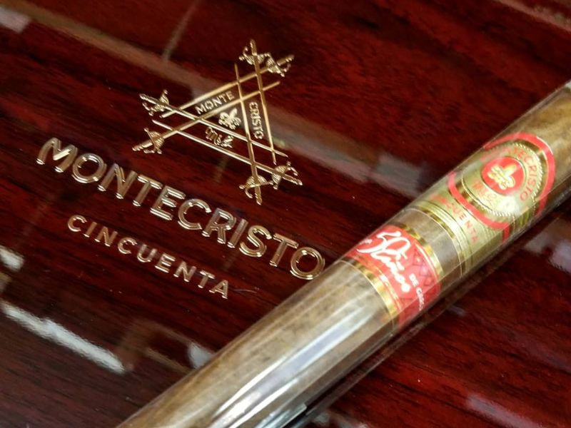 Mui-huong-hap-dan-say-dam-long-nguoi Mùi hương của xì gà hấp dẫn, say đắm lòng người