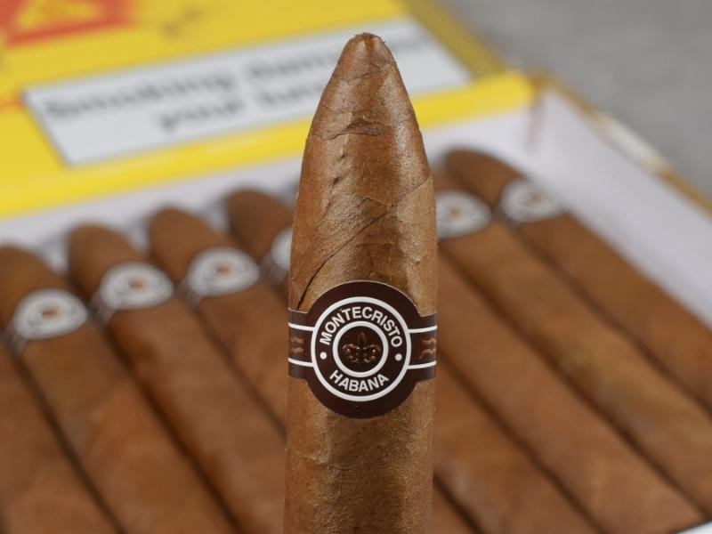 bao-gia-xi-ga-montecristo-no2 Báo giá xì gà tại Xì Gà Vàng