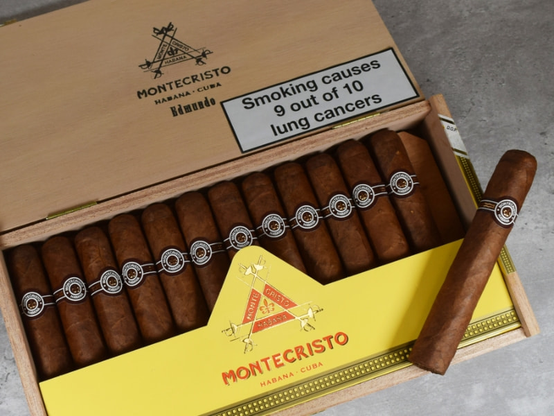danh-gia-hinh-thuc-cua-xi-ga-Montecristo-Edmundo Đánh giá hình thức của Montecristo Edmundo