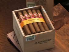 Giới thiệu về Xì gà H. Upmann Magnum 46