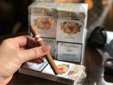 Hình thức của cigar Romeo y Julieta Puritos