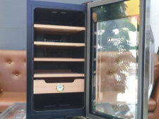 Tủ điện cigar Cohiba 48AH có mức giá khá cao trên thị trường