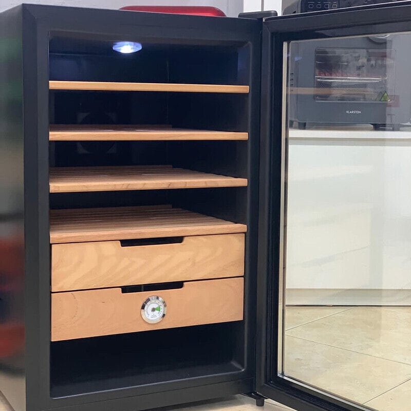 mua-tu-cigar-klarstein-el-presidente-65l-o-dau Xì Gà Vàng là địa chỉ bán tủ điện bảo quản xì gà Klarstein El Presidente 65L chính hãng