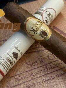 Oliva Serie O Toro Tubos là xì gà nguyên chất của người Cuba cổ điển