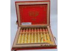 Sự lãng mạn và đẳng cấp là đặc trưng của xì gà Romeo y Julieta Book Love dát vàng