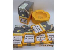 Xì gà Cohiba Piramides Tubos dát vàng nổi tiếng là biểu tượng của sự sang trọng và đẳng cấp.